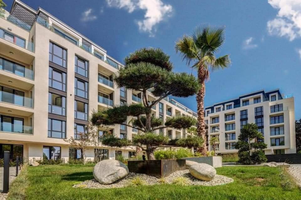 Allure Varna Studios Saints Constantine and Helena Exterior foto